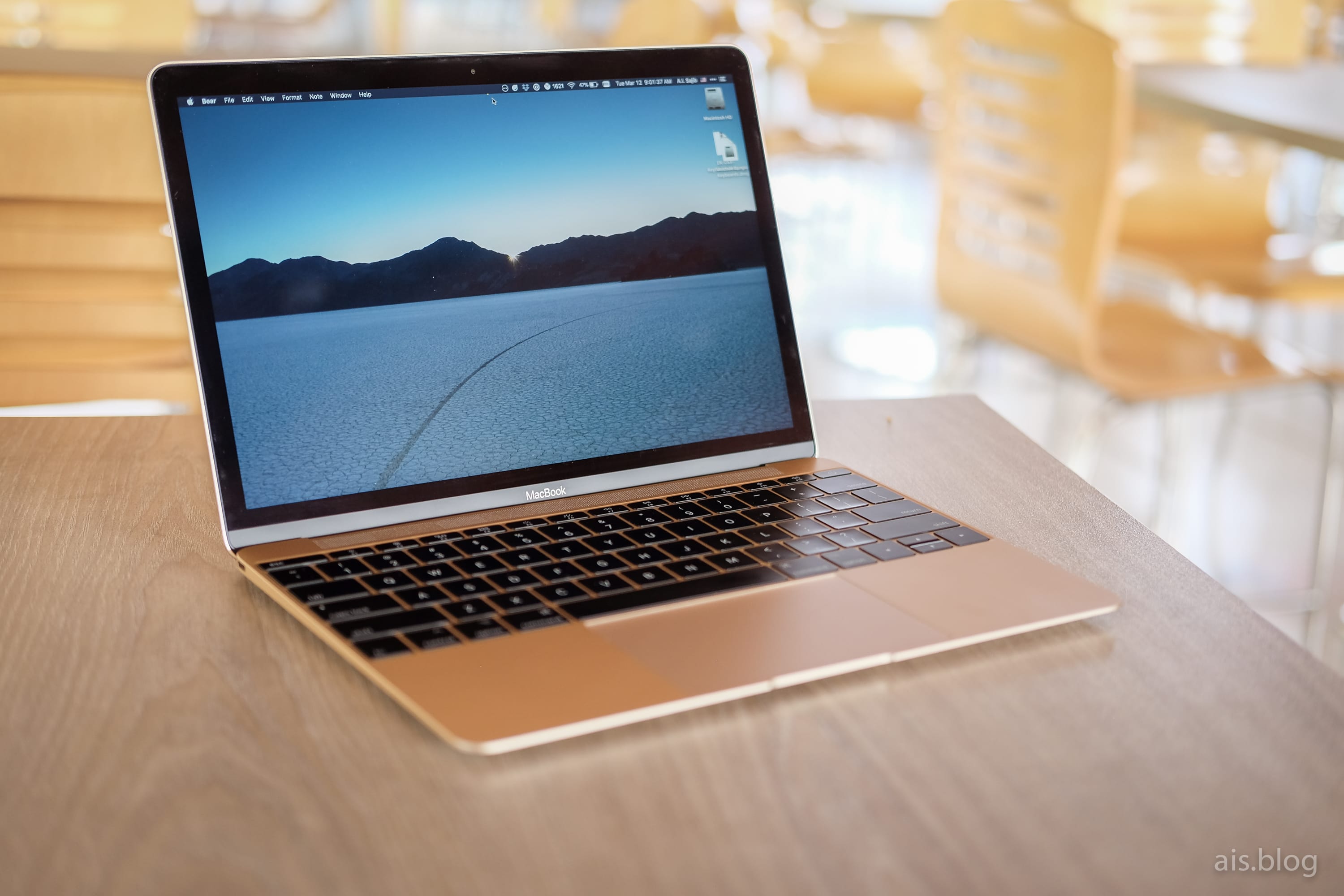 In-depth Review: 12-inch MacBook - Should you buy it? - AIS.blog