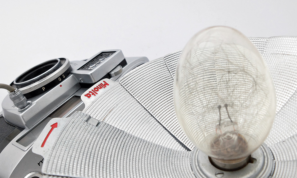 Flash：ﾌﾗｯｼｭ | アクセサリー | AUTO WIDE TWELVE