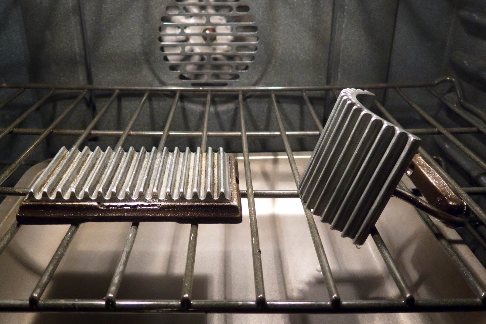 V336: The Geneva Hand Fluter – Experiments – American Duchess Blog