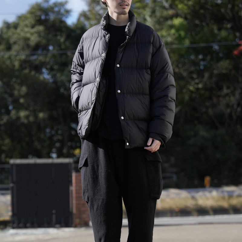 COMOLI 定番ダウンジャケット到着しました。 - BLOG
