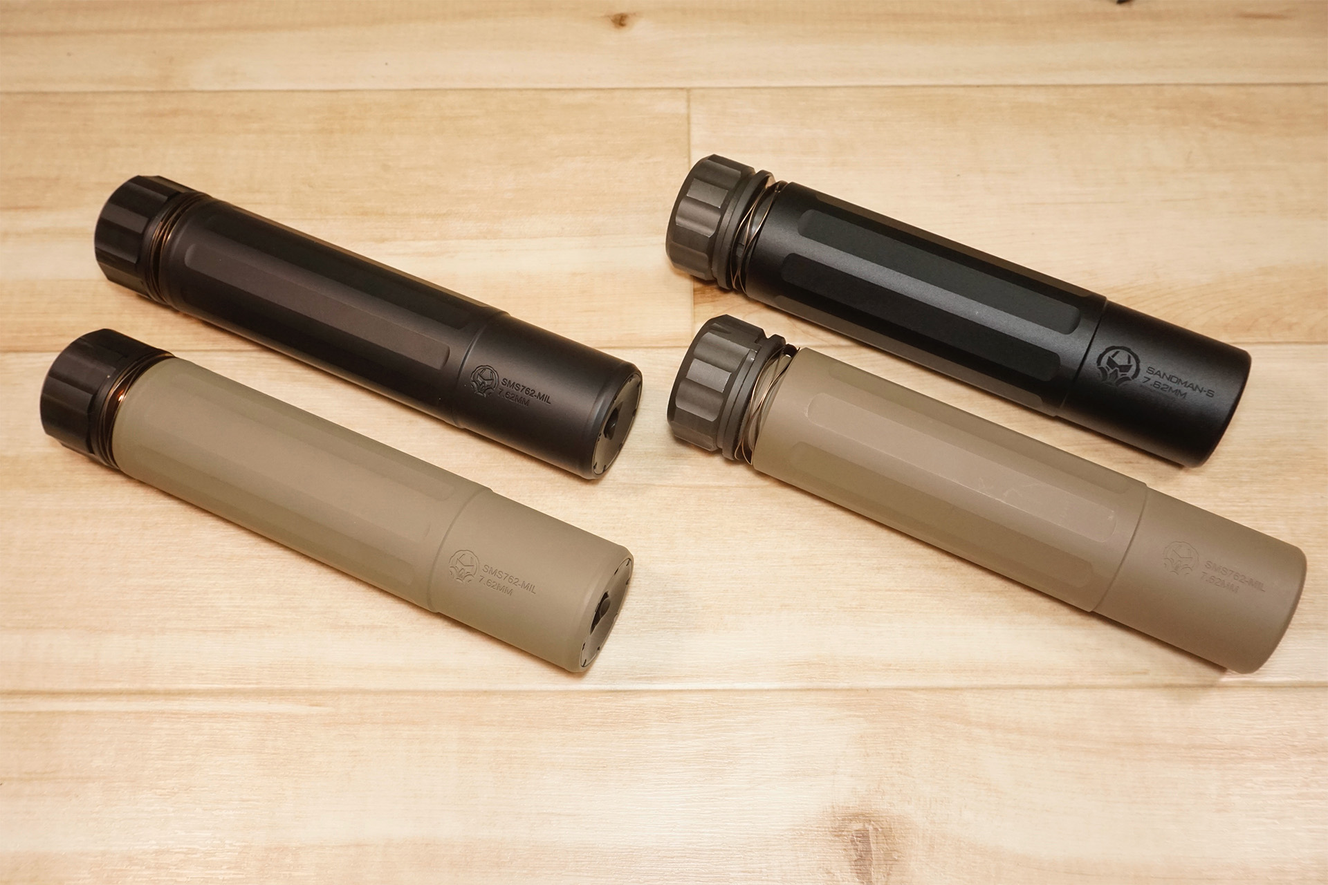 レプリカ DEAD AIR SANDMAN-S比較、ARRON SMITHとIRON Airsoftを見比べ