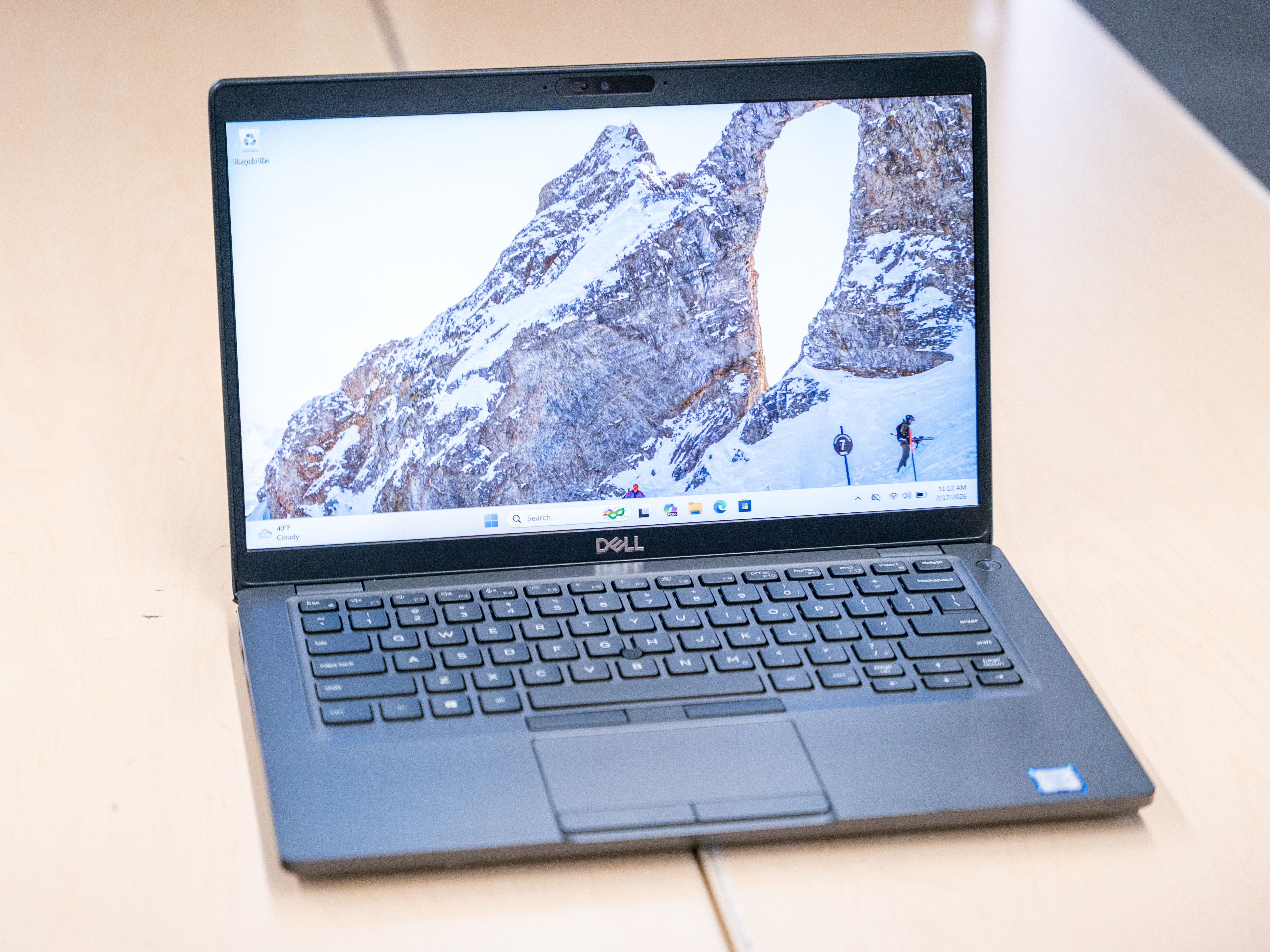 $150 Dell Latitude 5400 i5-8365U 256GB SSD 16GB RAM – GCB Computers