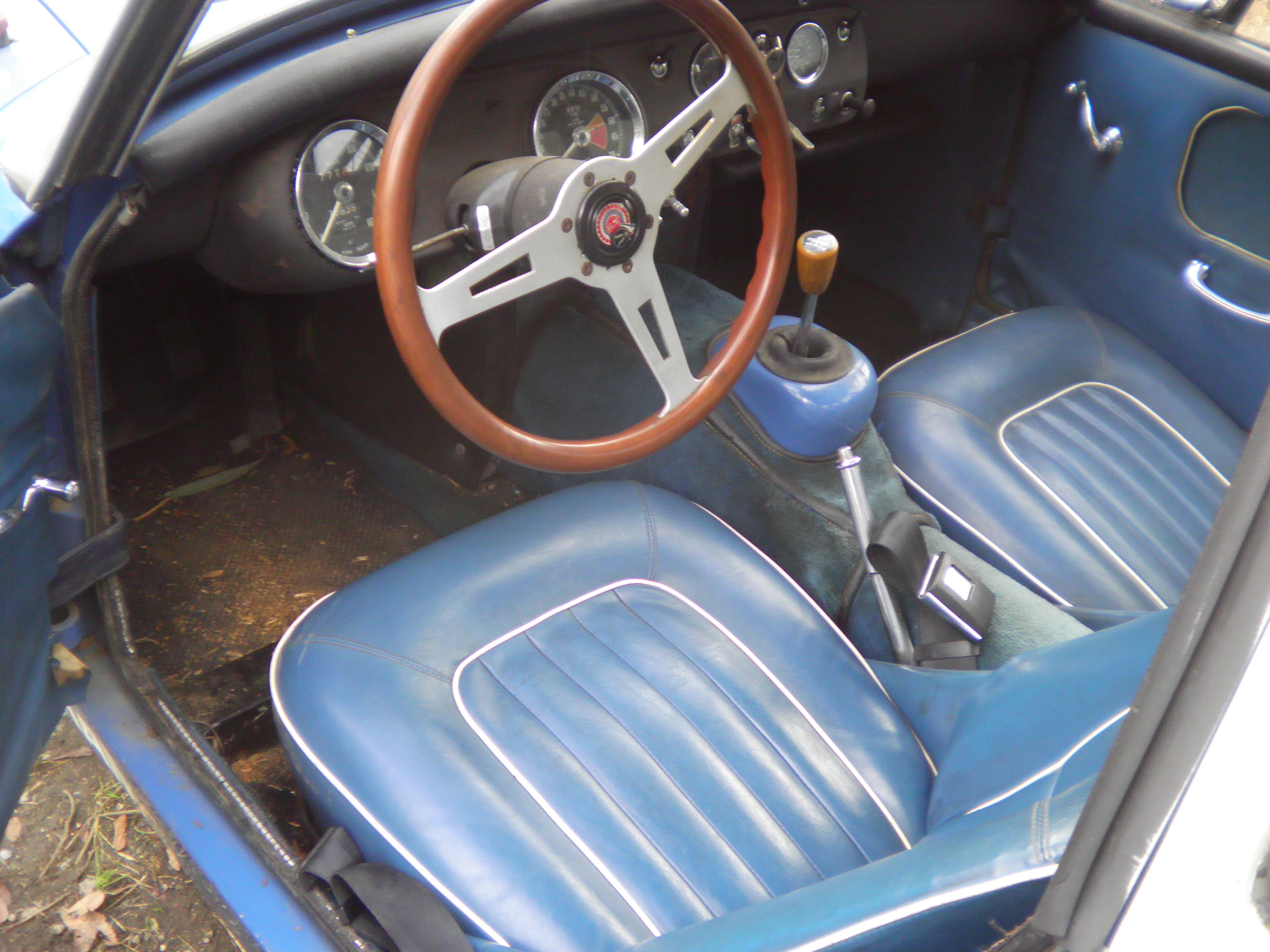 1967年 オースチンヒーレースプライトMk2 – Modern-Supply Garage