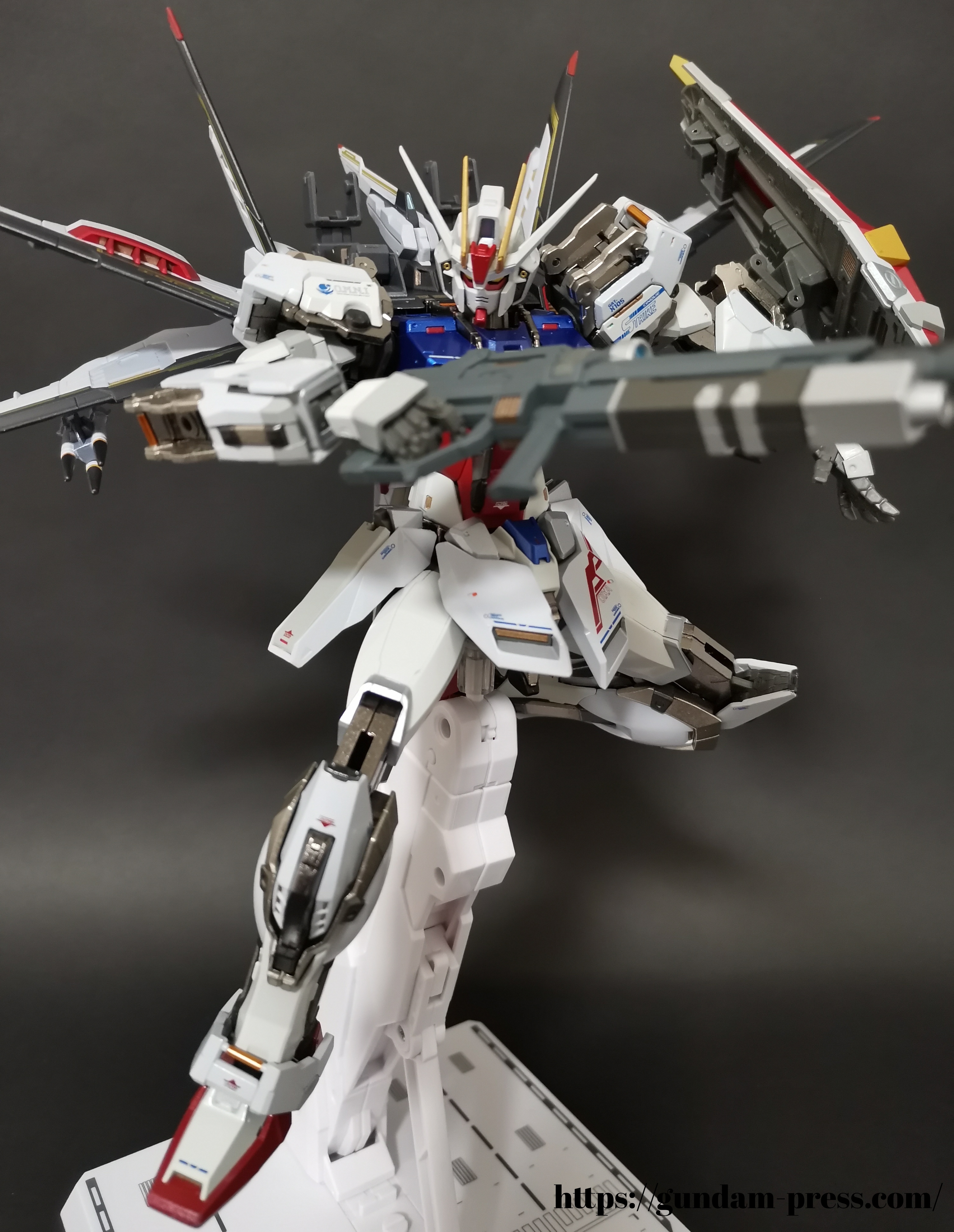 METAL BUILD(メタルビルド) ストライク オオトリ装備 オルタナティブ S