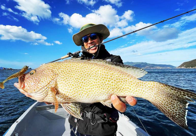 ジーテック第2弾ロッド「クロスセンシティブXSC-71H ボトムコンタクト