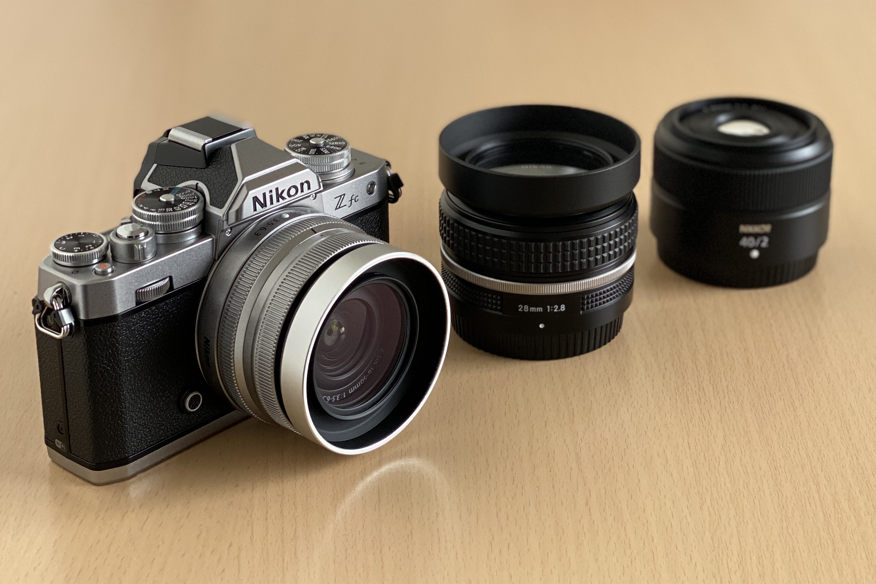 Nikon Z 28mm f2.8 / 40mm f2 対応フードについて-2lシューカバー