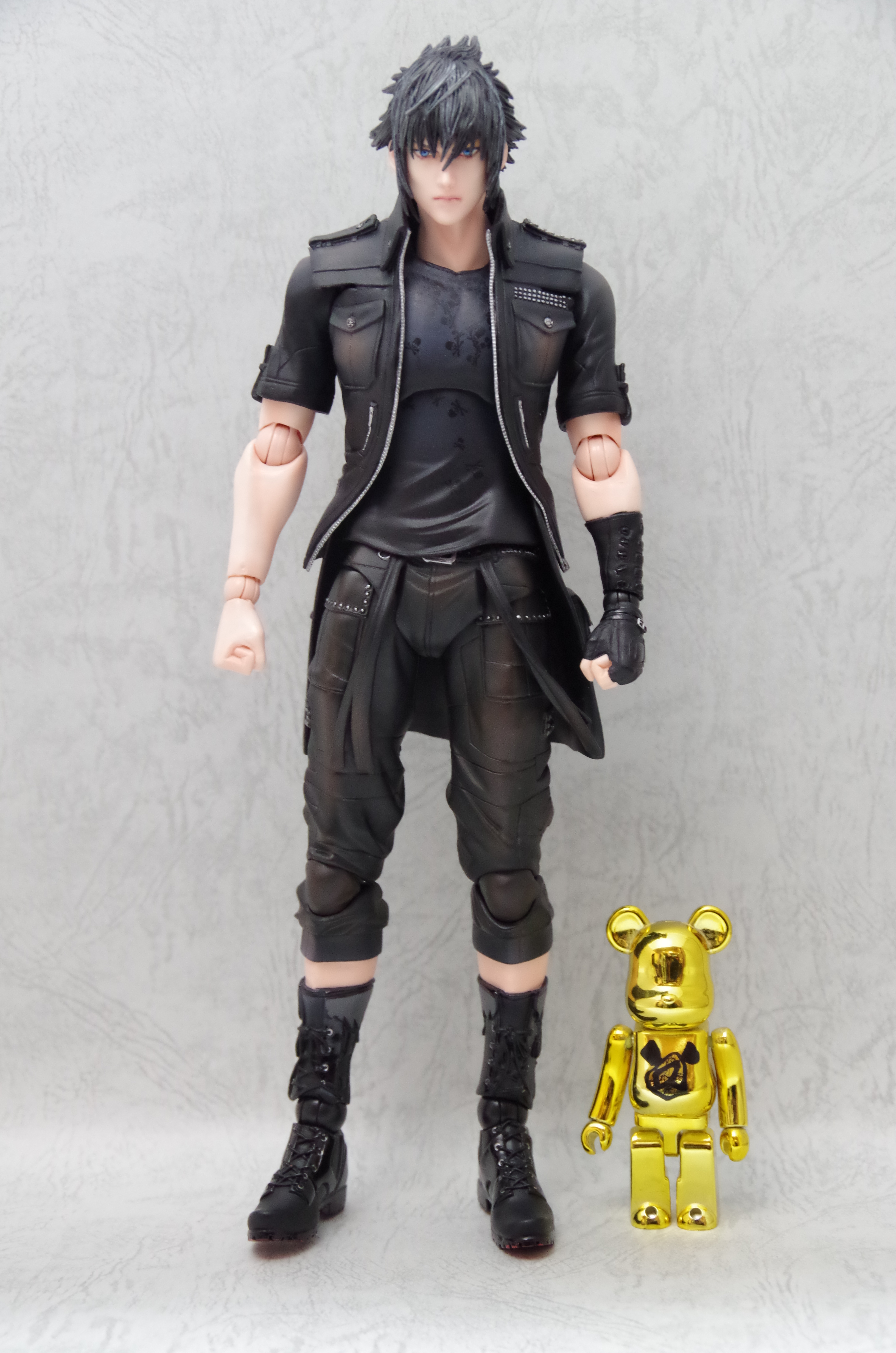 PLAY ARTS改 FINAL FANTASY XV ノクティス | フィギュアレン