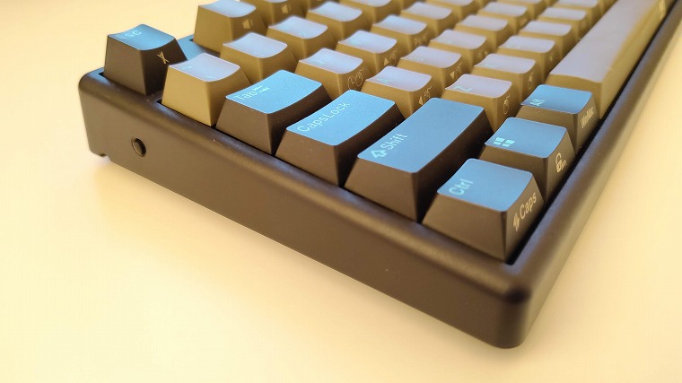 NiZ Plum レビュー】最高の打鍵感をもつ静電容量無接点キーボード