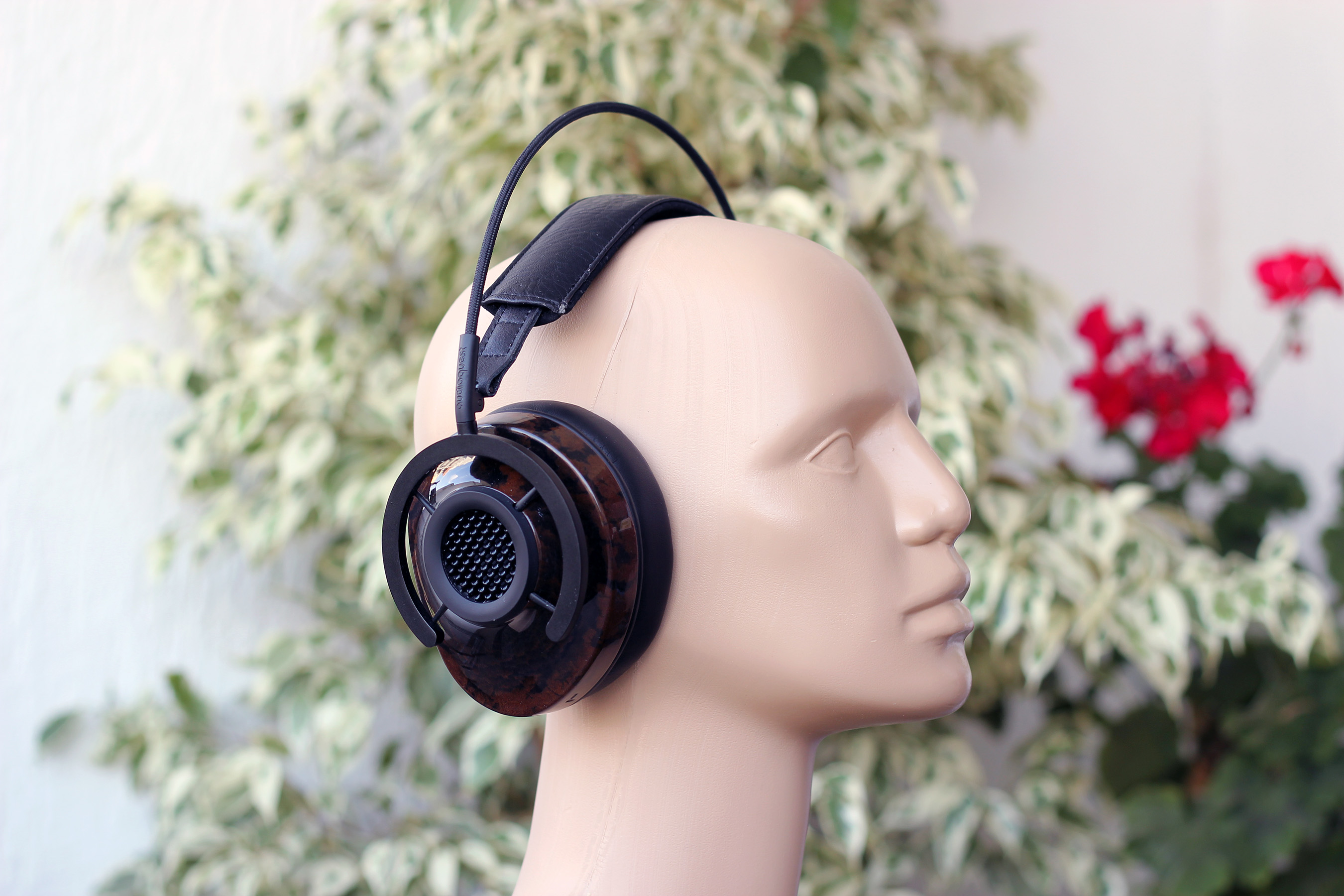 AudioQuest NightHawk Headphones - Review - HeadMania