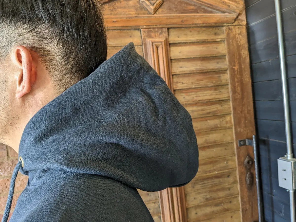 本命スウェット】チャンピオン・現行リバースウィーブパーカー（赤タグ