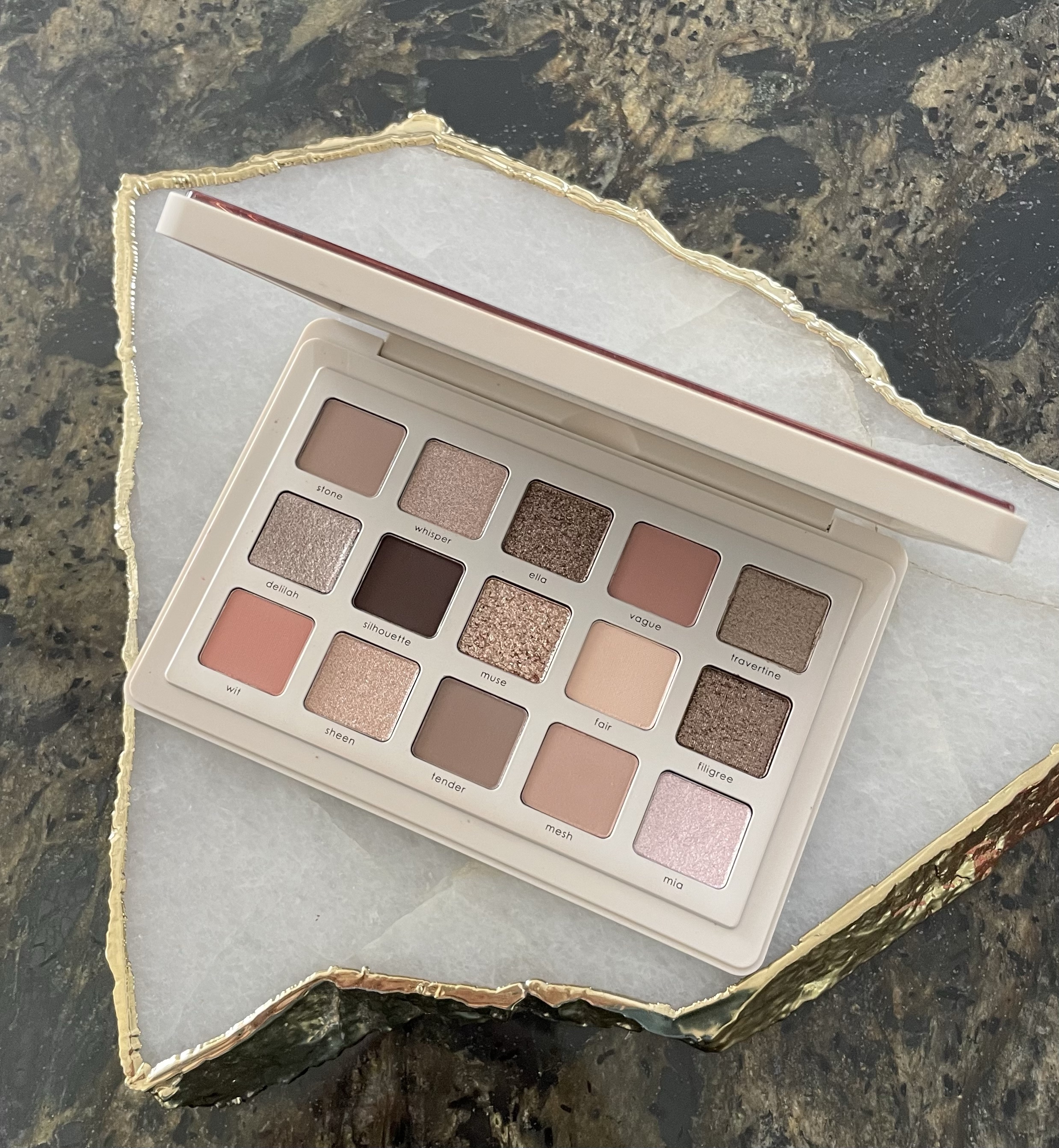 Natasha Denona I Need A Nude Eyeshadow Palette Review and Swatches