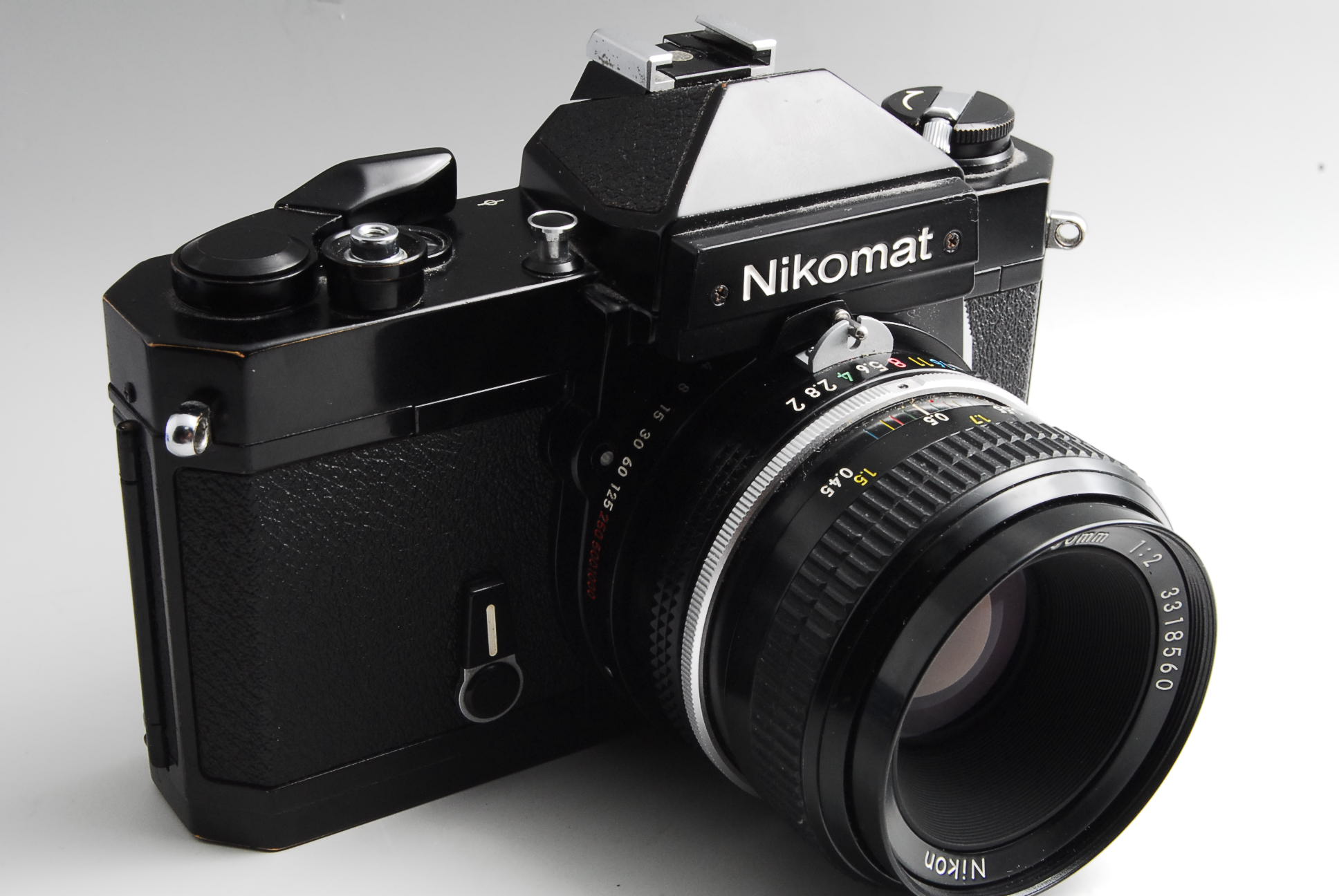 Nikon Nikomat FT2カメラの基本的な操作方法と各種ダイヤルボタン類の