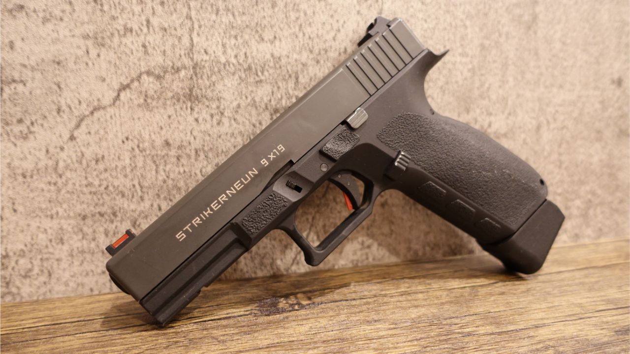 Carbon8 ストライカー9 CO2ガスブローバック レビュー | おのまとぺの