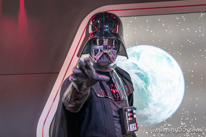 グリーティング施設】ダースベーダーとチューバッカに会える場所