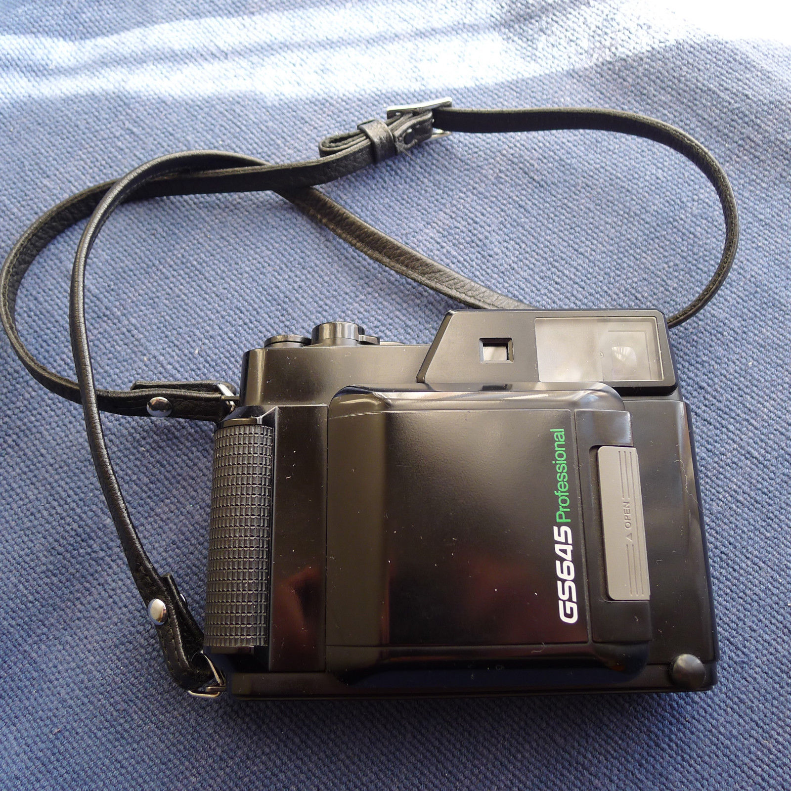 Fuji GS645 Review (Small Medium Format Camera) - Leica Blog (Matt