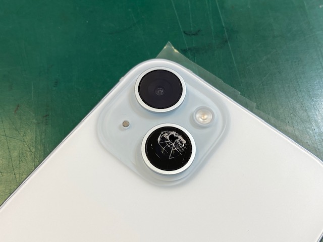 iPhone15背面カメラのガラスレンズ割れでご来店頂きました！ | 岡崎市