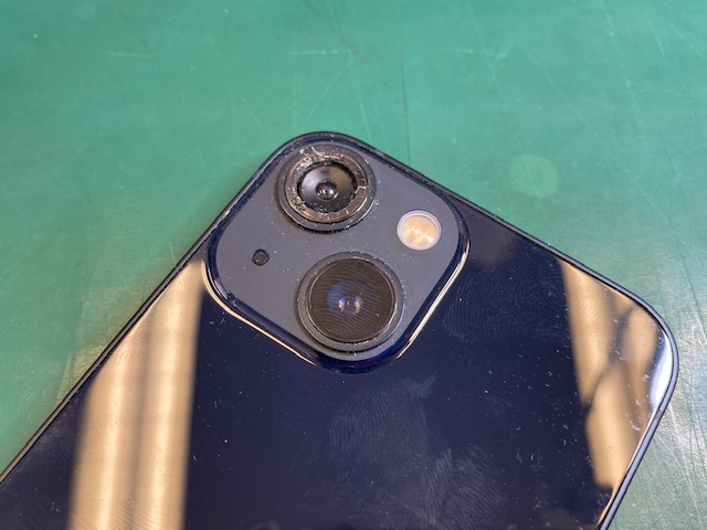 iPhone13背面カメラのガラス割れでご来店いただきました！ | 岡崎市の