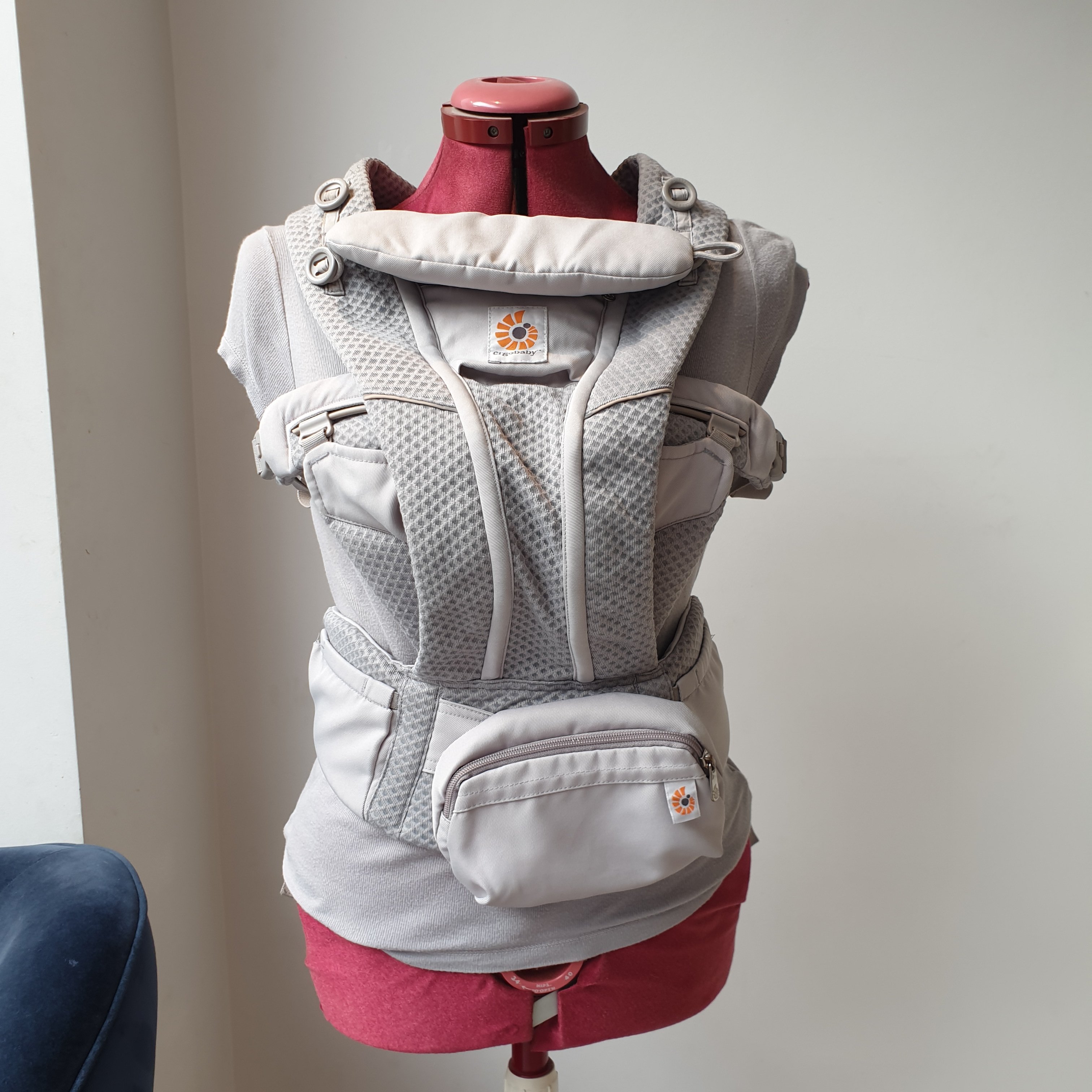 Ergobaby Omni Breeze - Rental Carrier - Sheen Slings