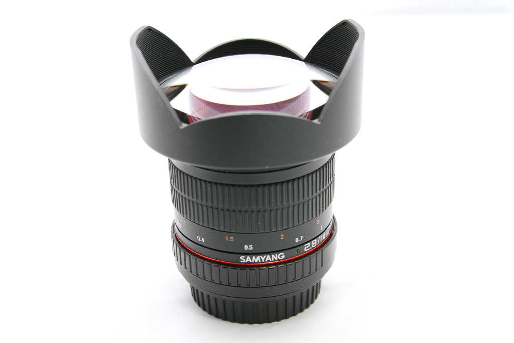 手ごろな価格でF2.8の超広角撮影ができる、超広角レンズ『SAMYANG
