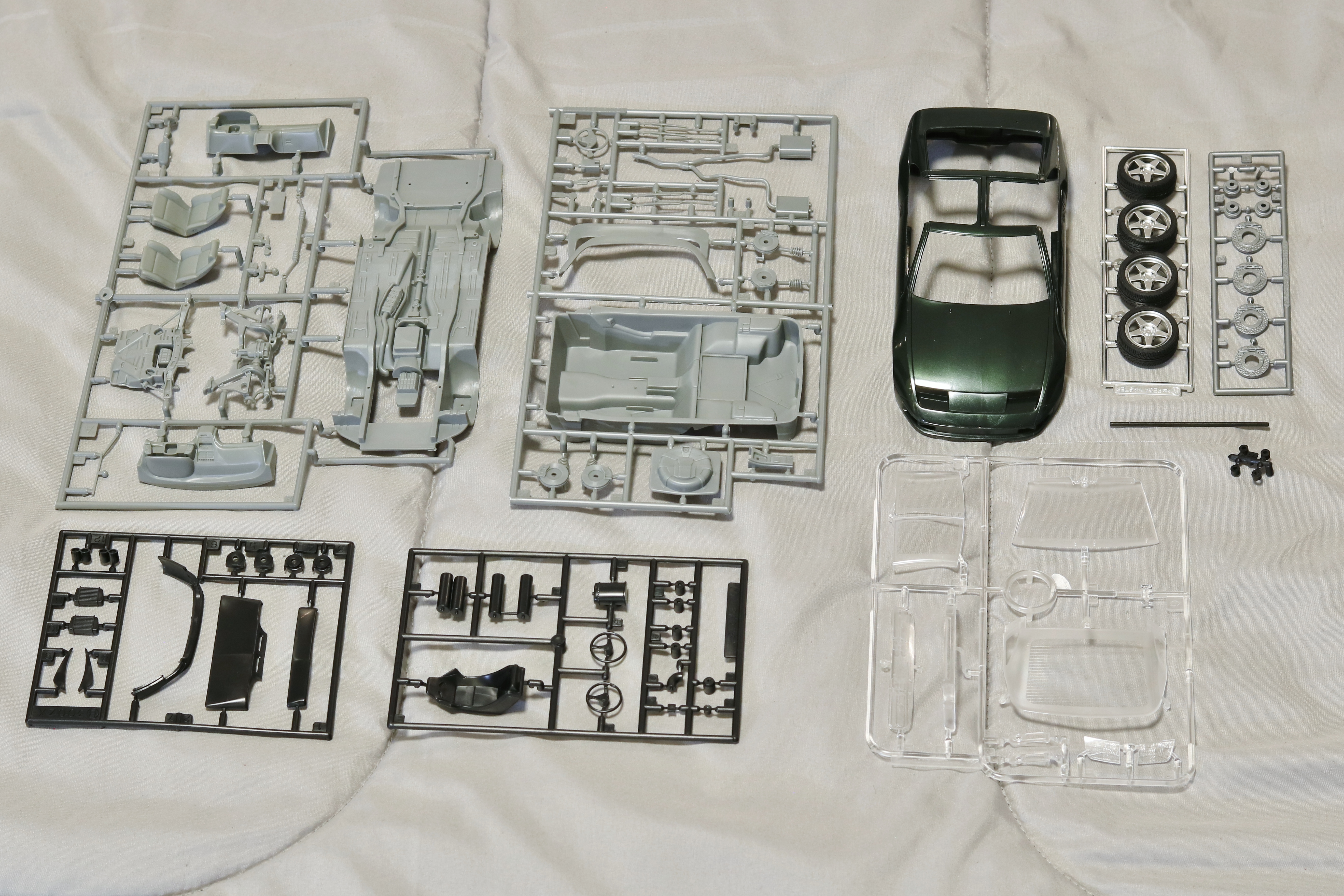 Fujimi Nissan Fairlady 300ZX Z32 (Young Town Series) – Supar Robo