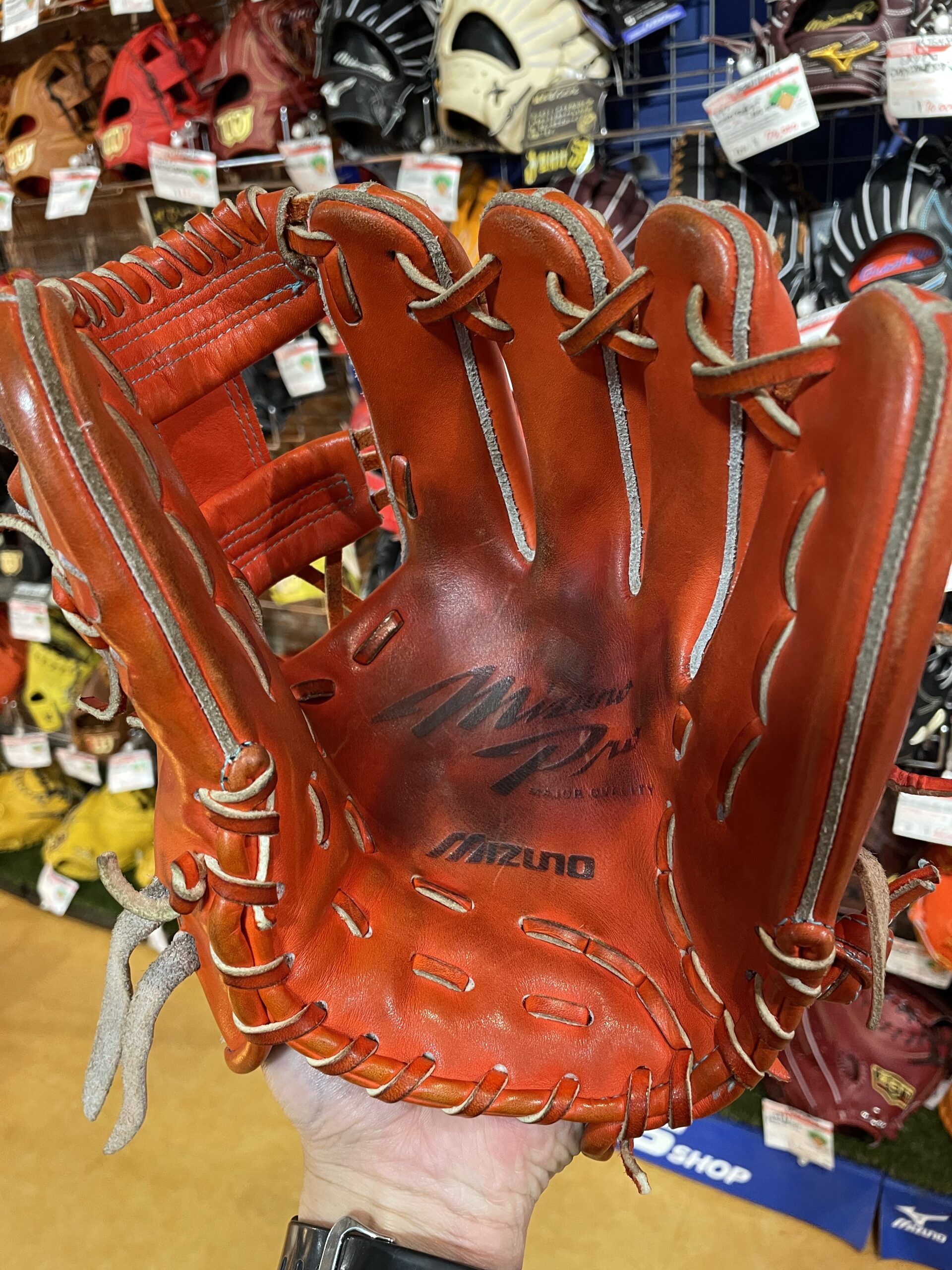 1度は使ってみたいMizunoPro】坂本モデルの魅力【内野手の王道中の王道