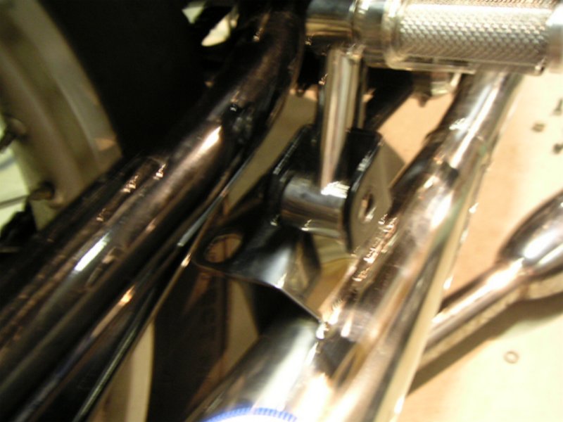 スーパートラップマフラー取付 | SR400 Funny Innovation