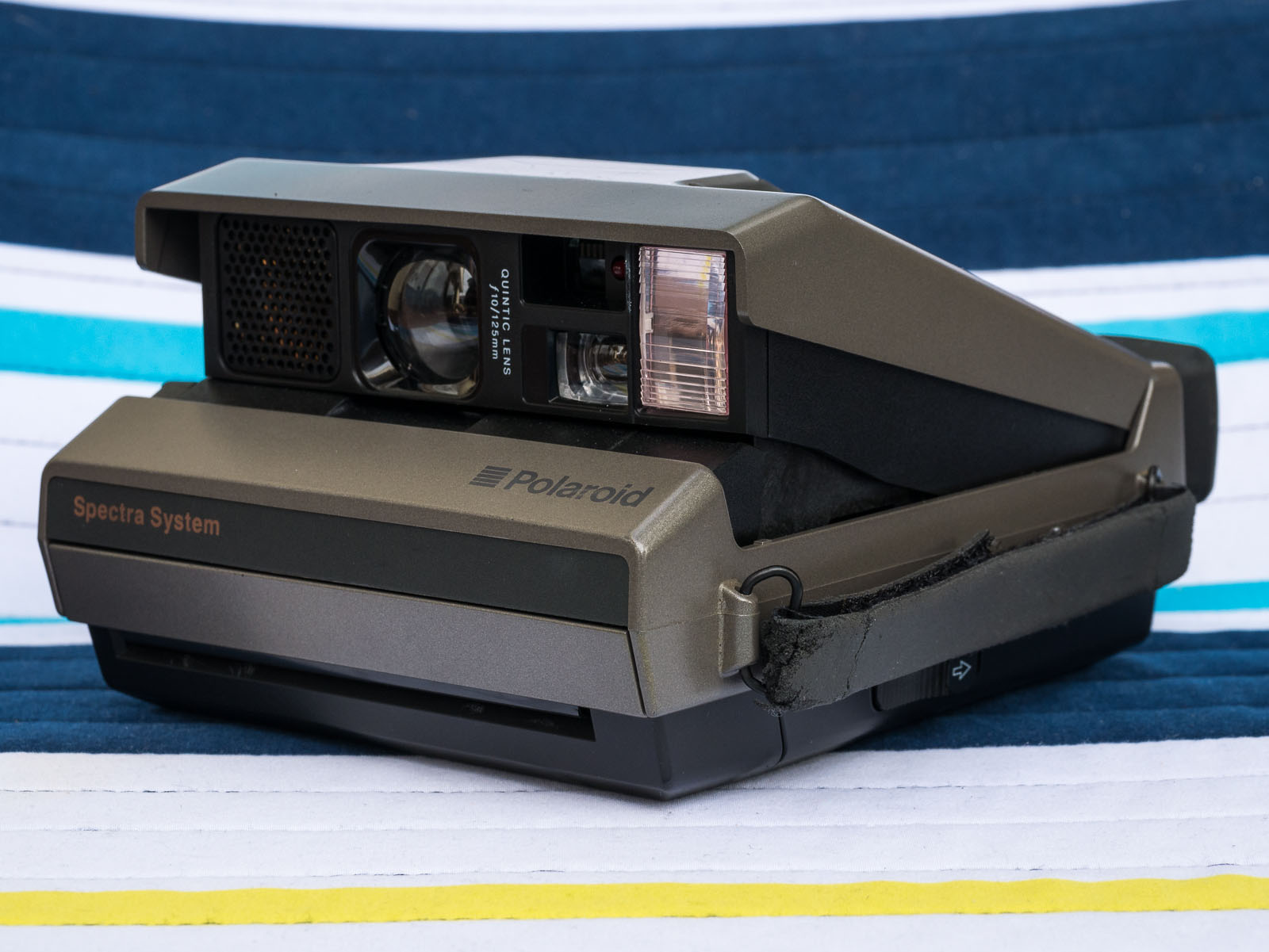Polaroid Spectra – Almost Instant - Photo Thinking Camera Review