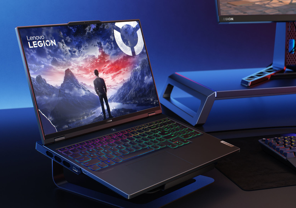 Lenovo Legion Pro 7i Gen 9 16 － 第14世代のCore i9とGeForce