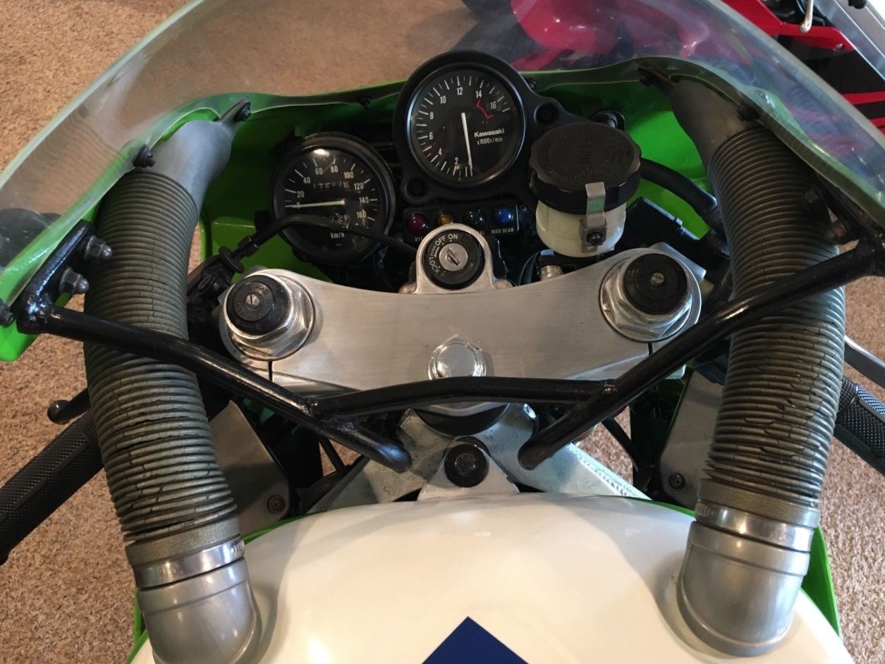 No Reserve – 1989 Kawasaki ZXR400 | Bike-urious