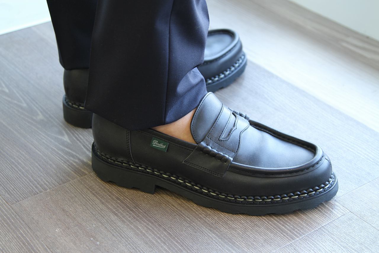 カジュアルに定番人気PARABOOT/パラブーツの厚底ローファー「REIMS