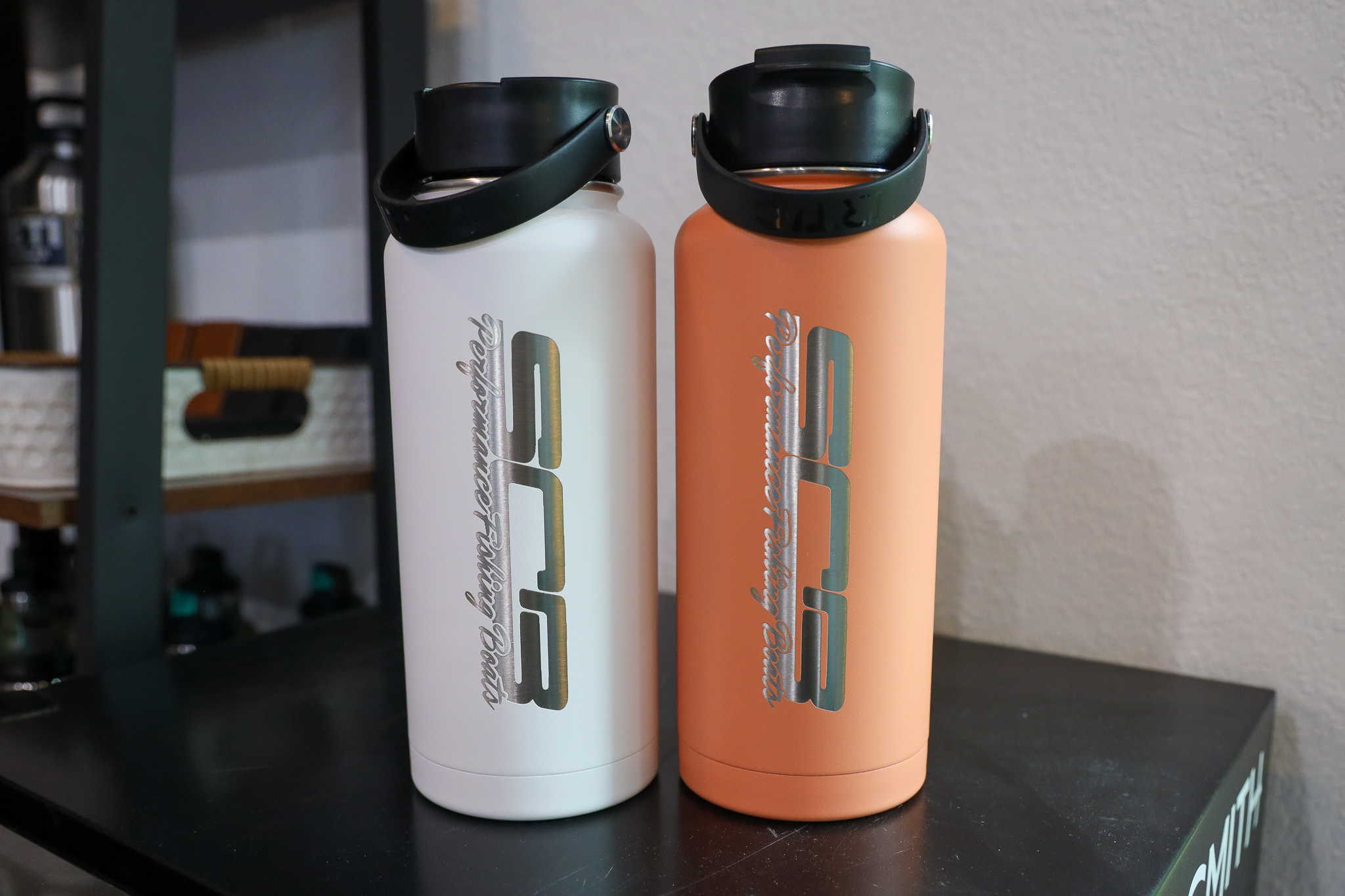 RTIC OUTBACK 32 OZ BOTTLE | SCB Boats | High Performance Fishing Boats