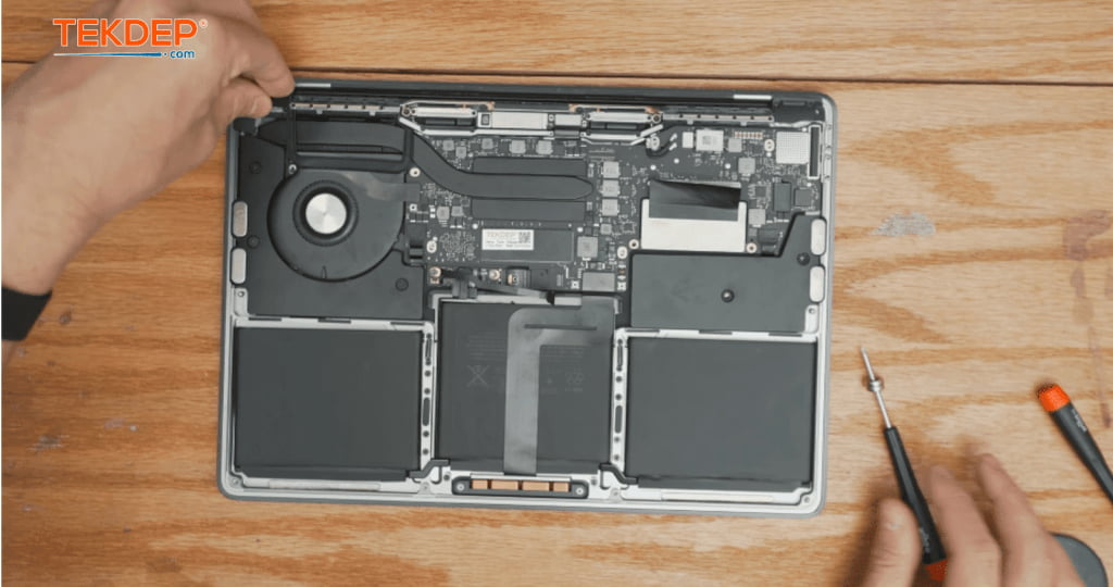 Reviving a Dead MacBook Pro 13