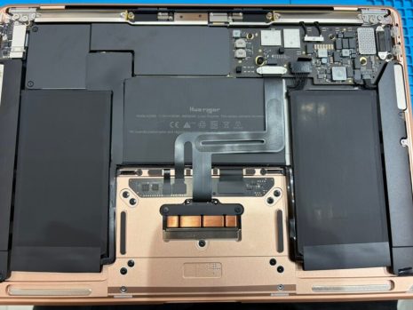 MacbookAir M1 13インチ(マックブックエアー M1 13インチ)のバッテリー