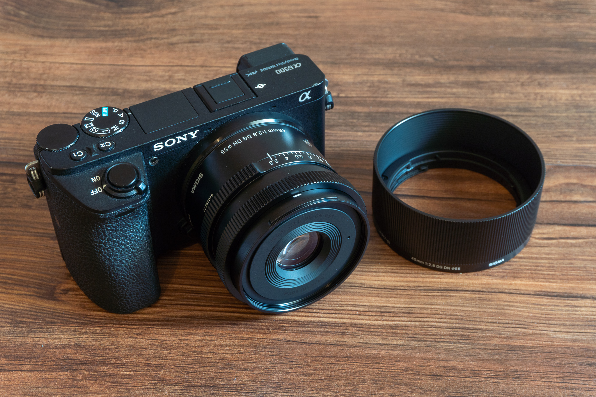 SIGMA 45mm F2.8 DG DN | Contemporaryのレビューと開封｜α6500との