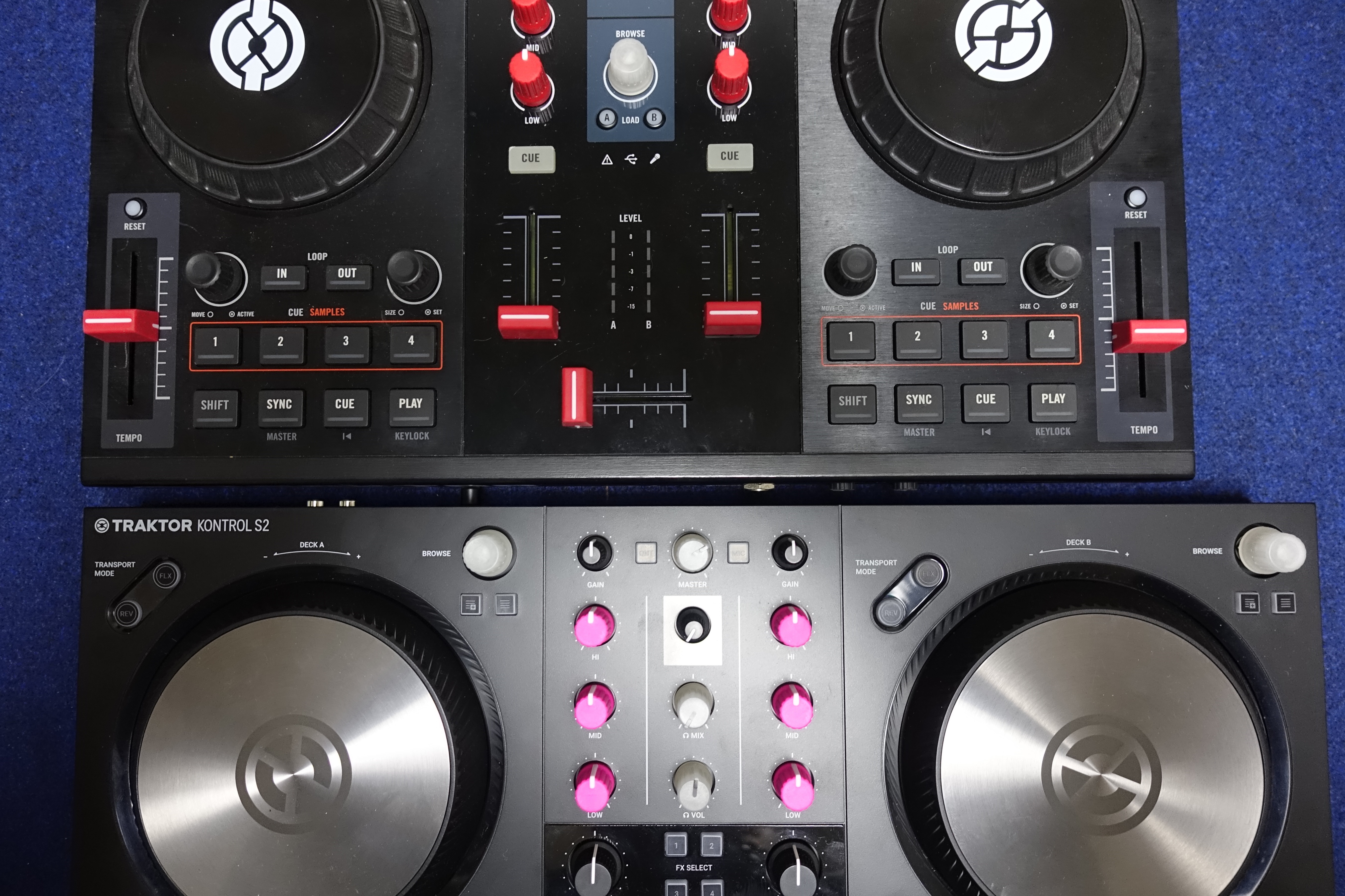 TRAKTOR KONTROL S2 Mk3レビュー！6つの進化で快適DJを｜ZZ STYLE