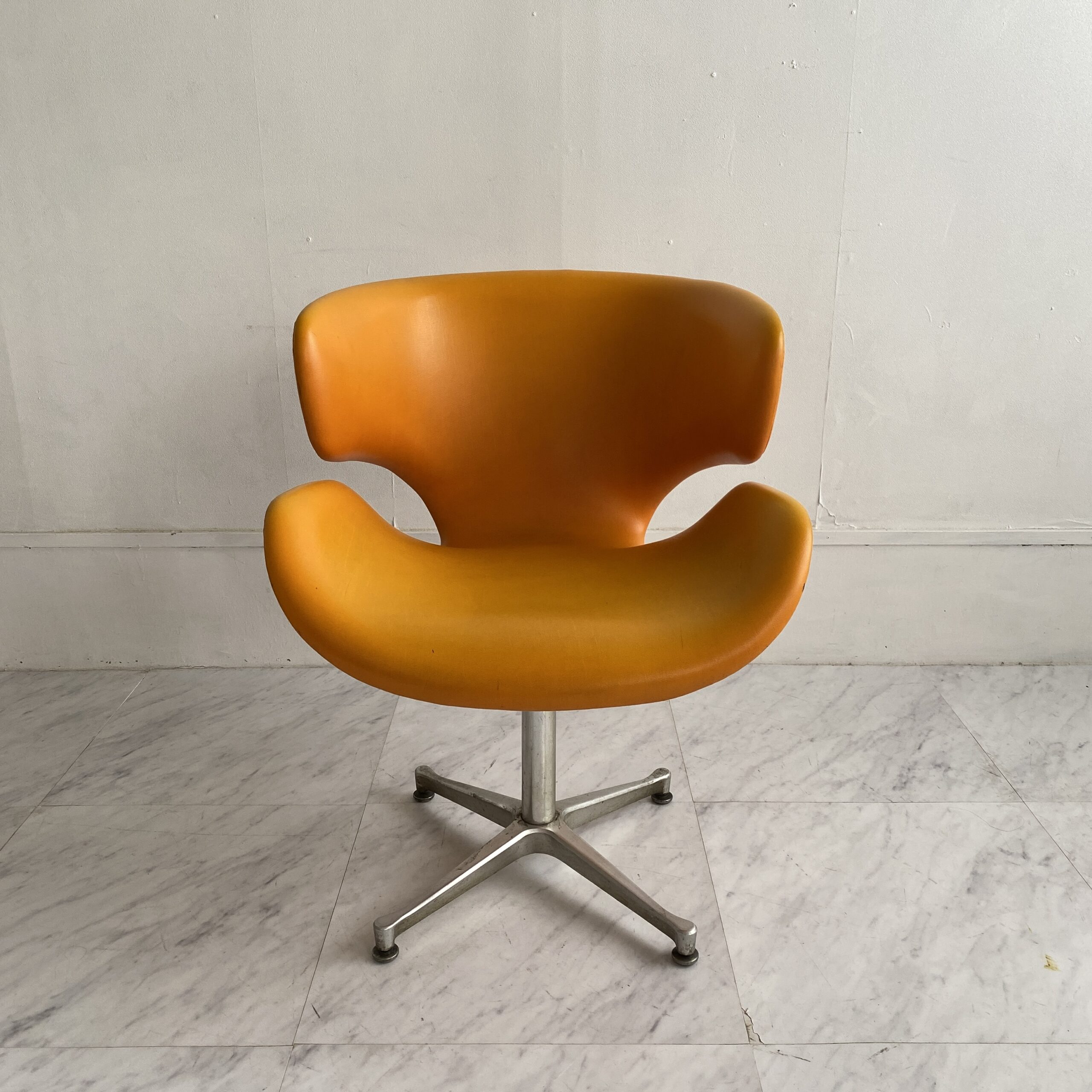 剣持勇がデザインしたカブトチェア | 昭和レトロ・古道具買取センター