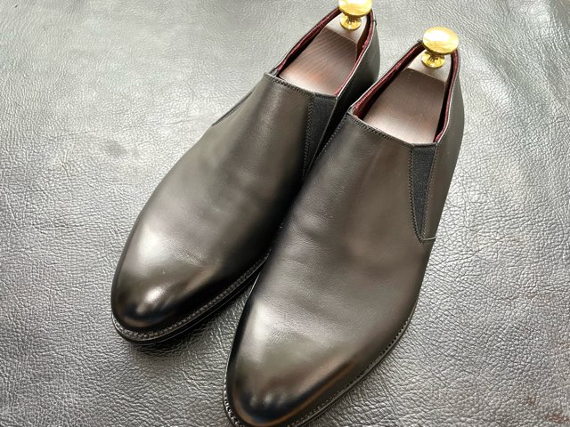 スコッチグレインのシューツリーをレビュー！優しく革靴の形を保つネジ