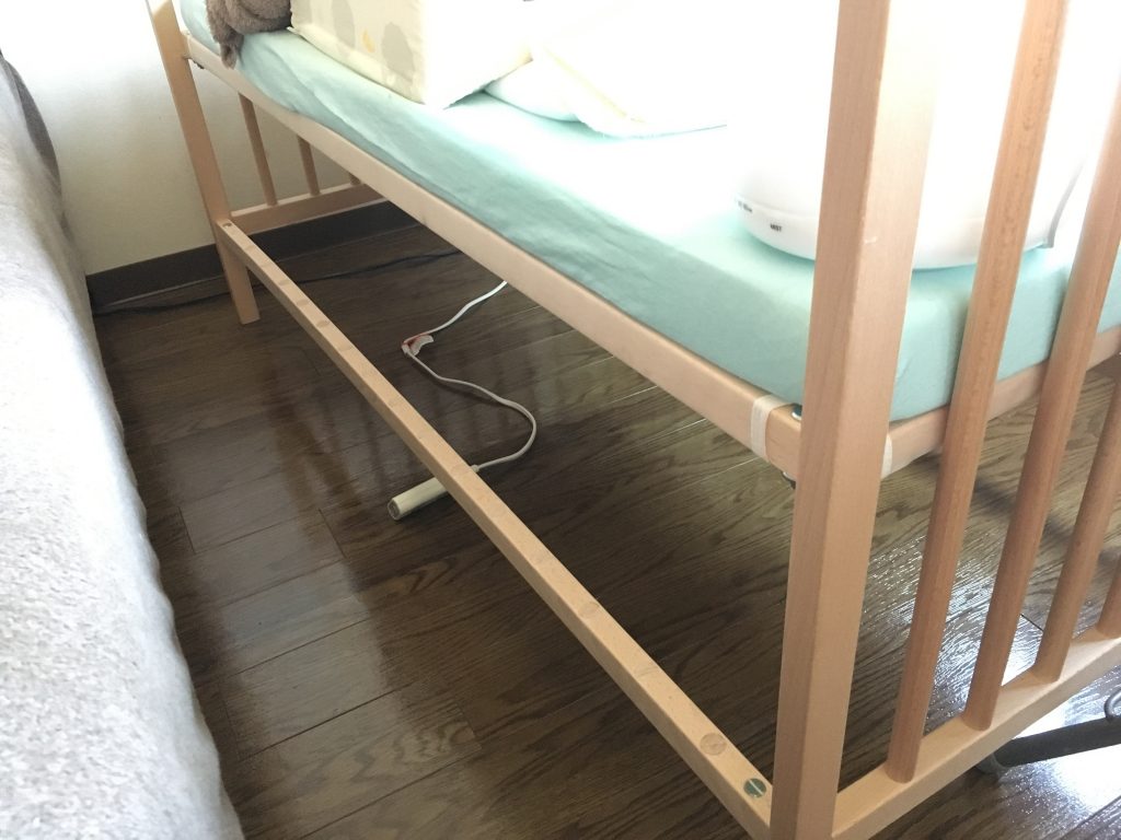DIY】添い寝ができるようにイケアの ベビーベッド （SNIGLAR）の横の柵