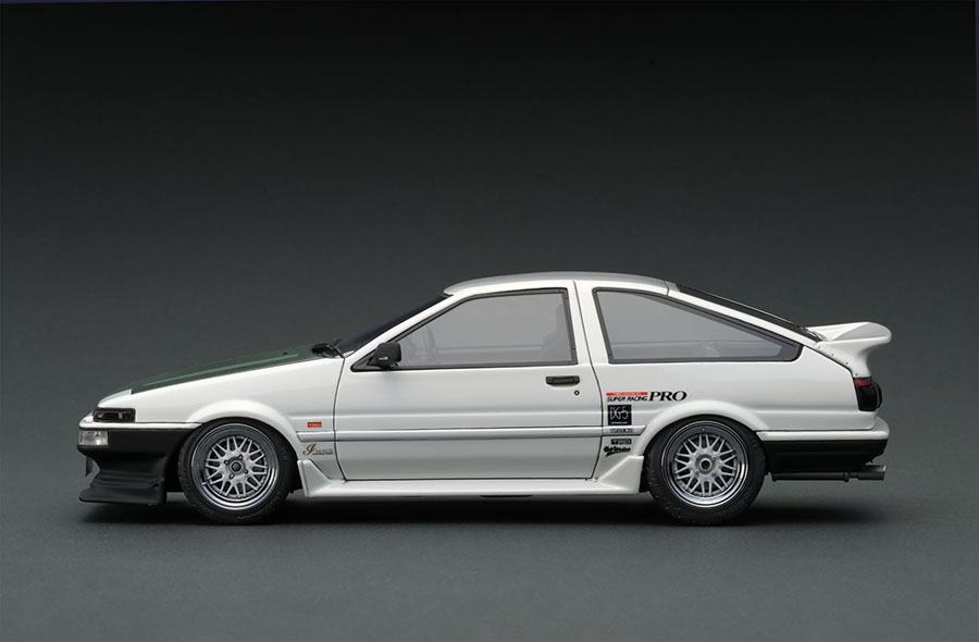 IG1771 1/18 Toyota Sprinter Trueno (AE86) 3Door TK-Street Ver.2