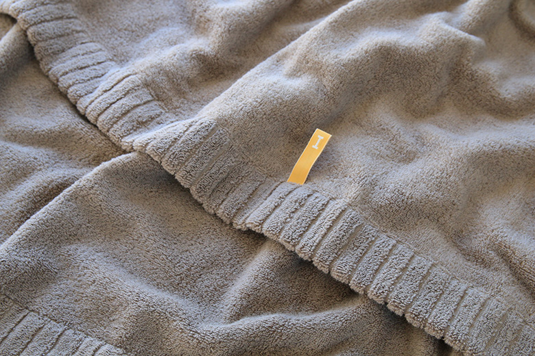 今治産のふわふわタオルケット オーガニックエアープレミアムタオルケット