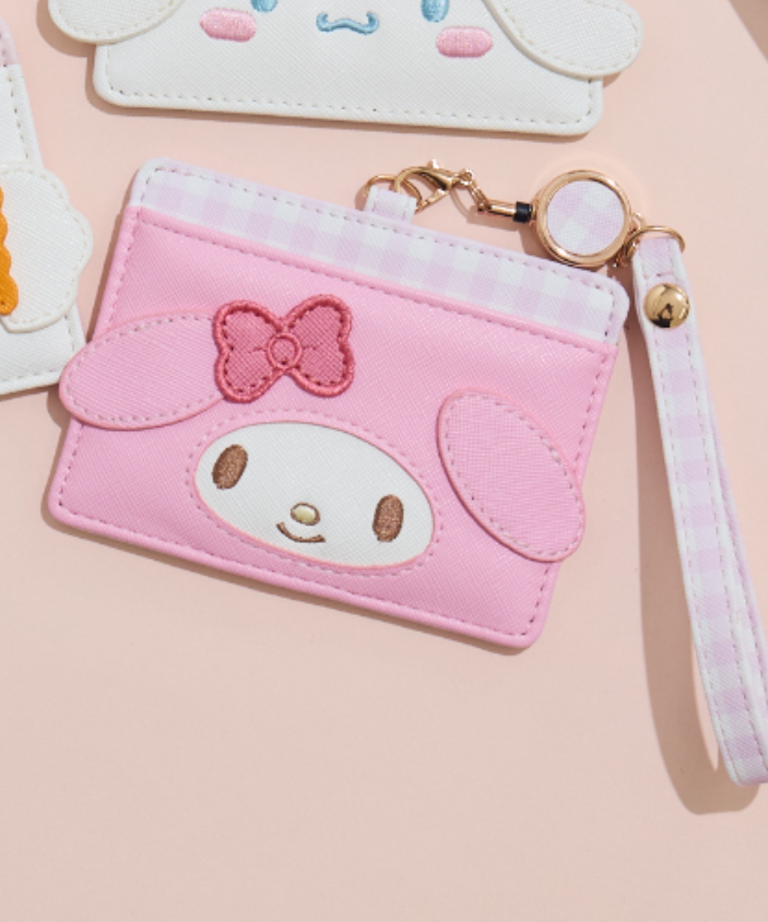 サンリオ】マイメロディ ダイカットフェイスパスケース | IKG crossing