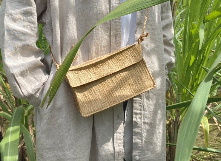 ラフィア かごバッグ｜スクエア型ショルダー 夏バッグ 原色 手編み