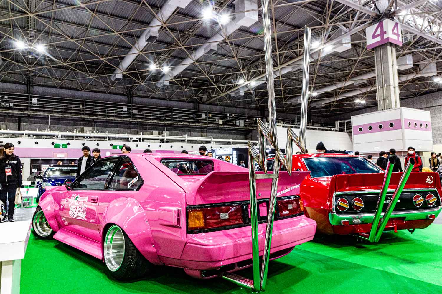 マフラー出口の本数やデザインに意味はあるのか？ なつかしの「竹ヤリ