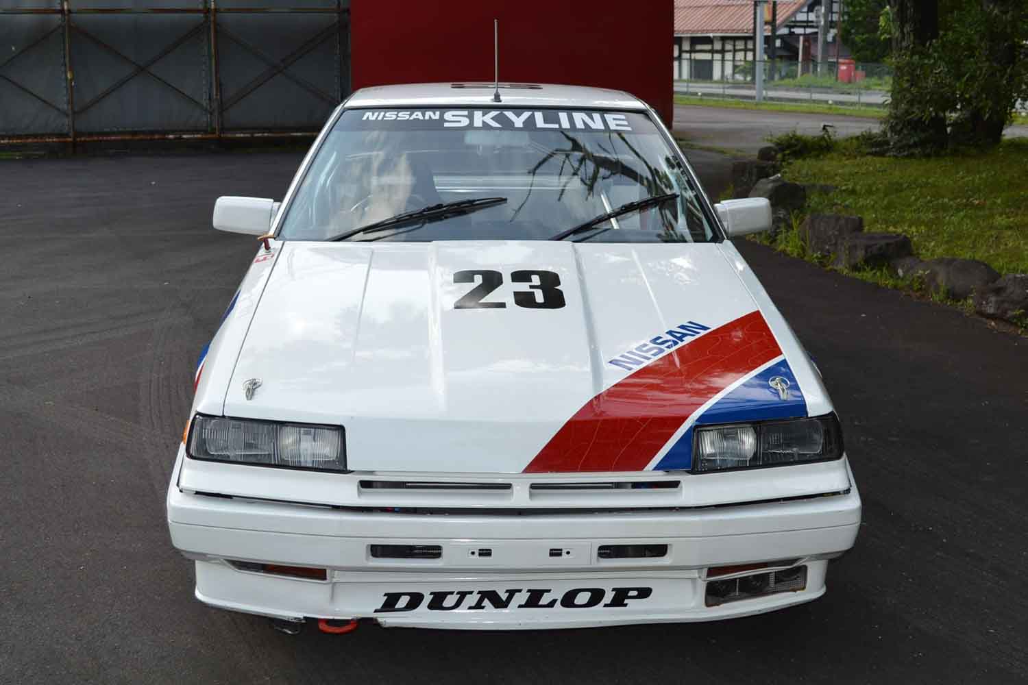 なぜ鉄仮面「スカイライン」が2200万円オーバー!? 鈴木亜久里／和田