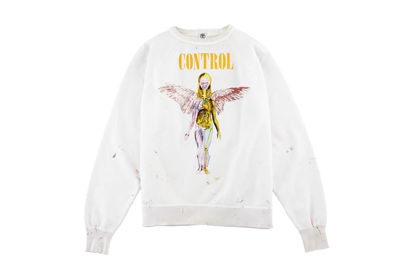 セントマイケルと河村康輔によるコラボレーションスウェットが発売