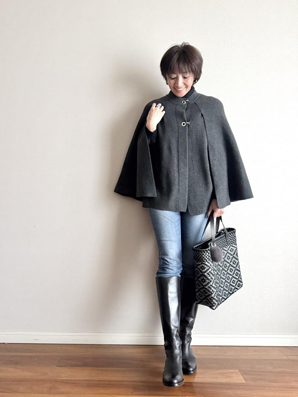 eriさん着用 ZARA コート マント ポンチョ ケープ コート ブラック