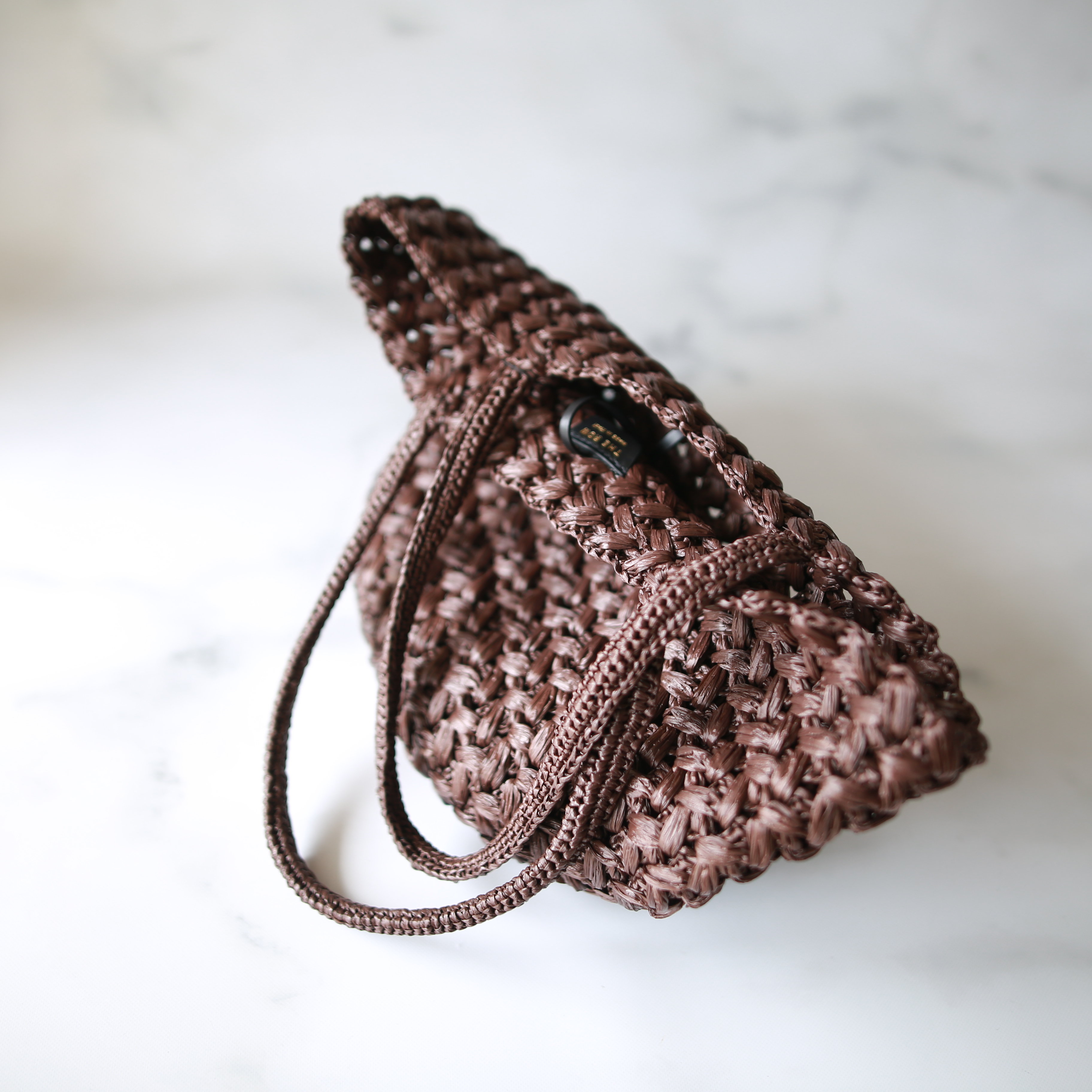 この夏は大きめラフィアbagが気分♪【小柄バランスコーデ術 #82