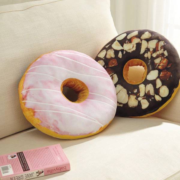 次はまさかの餃子！ニトリの新作モチモチクッションにハマりそう♡ | 4yuuu