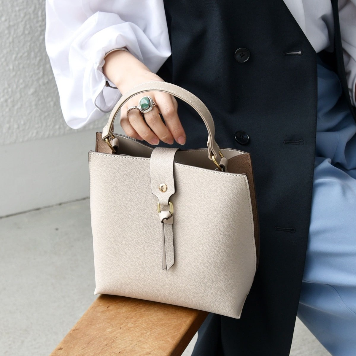 一部追加予約》SHIPS any: バイカラー2WAY スクエア ショルダー バッグ