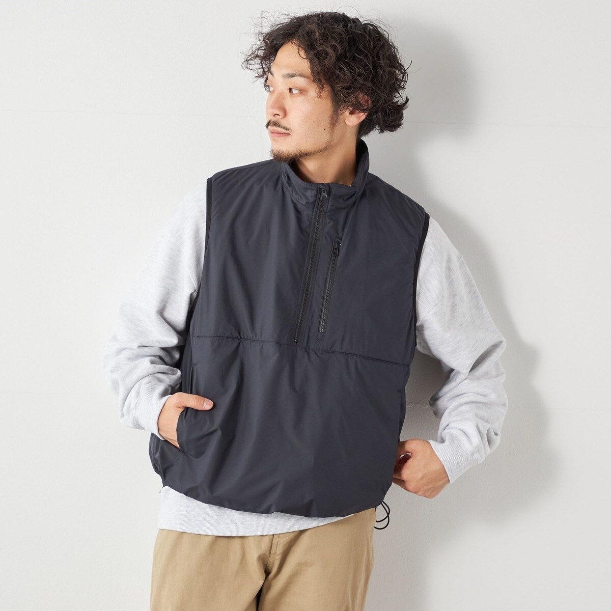 SHIPS any: 〈軽量・撥水・防風〉PERTEX(R) ハーフジップ ベスト